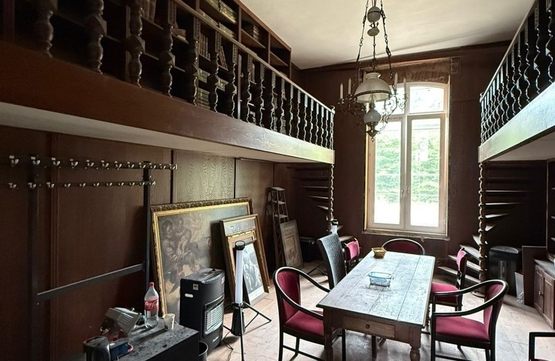 0883b8bf 1916 45c7 b013 417b452f9f6b