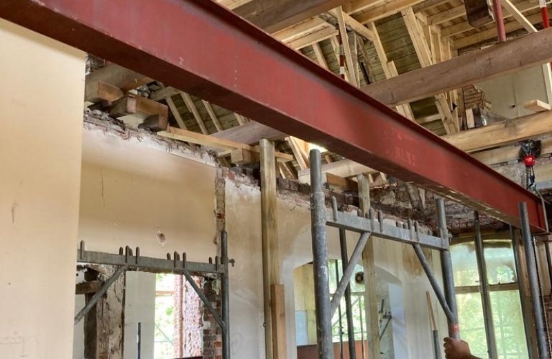 2807aa7e a517 46a5 83b5 e7d932a142a7