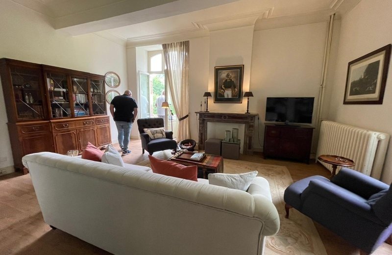 35df758d abcd 4efa baa2 b9969dae3620